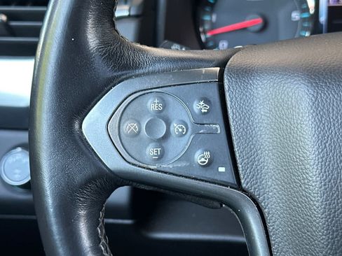 Used 2019 Chevrolet Suburban Premier AWD/4WD image 28