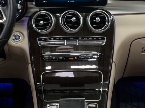 Used 2023 Mercedes-Benz GLC 300 4MATIC Coupe image 19