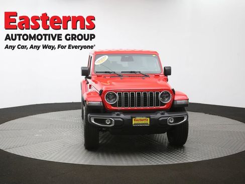 Used 2025 Jeep Wrangler Unlimited Sahara image 50