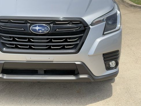 Used 2024 Subaru Forester Premium AWD/4WD image 10