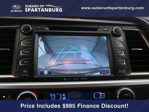 Used 2018 Toyota Highlander Limited Platinum image 11