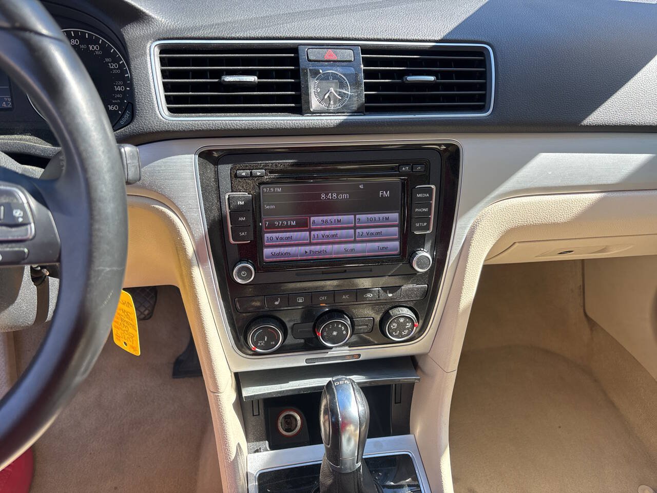 Used 2013 Volkswagen Passat TDI SE FWD image 11