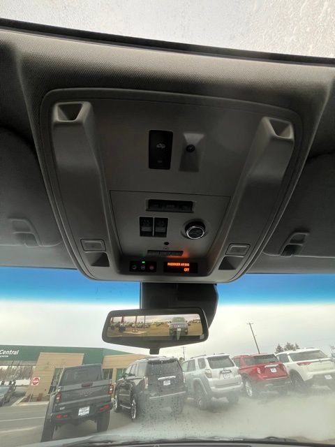 Used 2019 Cadillac Escalade ESV Luxury AWD/4WD image 46