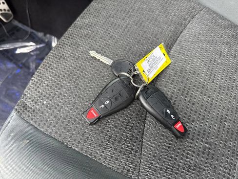 Used 2014 RAM 1500 Big Horn RWD image 18