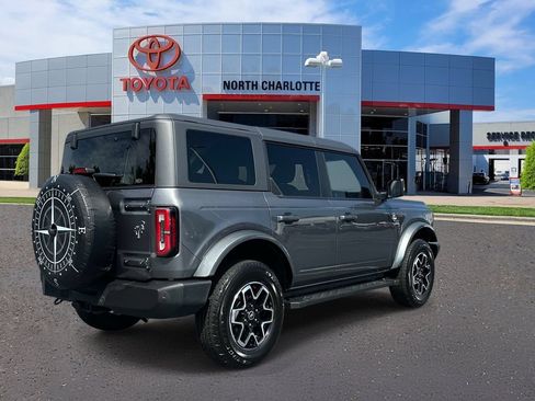 Used 2024 Ford Bronco Outer Banks AWD/4WD image 8