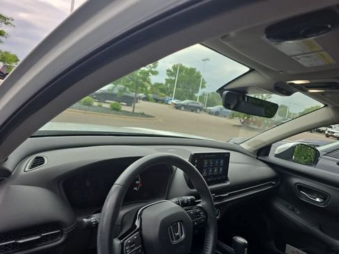 Used 2024 Honda HR-V EX-L image 7