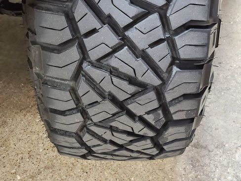 Used 2021 Jeep Wrangler Unlimited Sahara AWD/4WD image 28