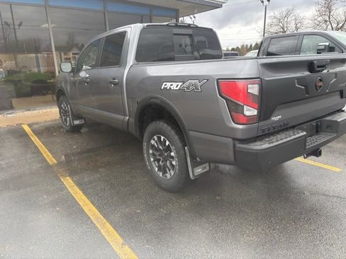 Used 2021 Nissan Titan PRO-4X image 4