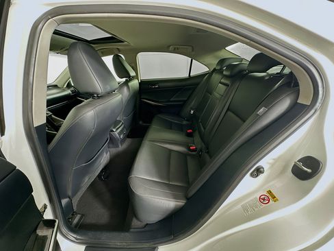 Used 2015 Lexus IS 250 image 30