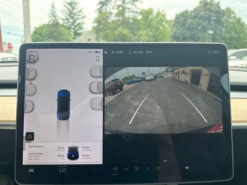 Used 2021 Tesla Model Y Long Range AWD/4WD image 33