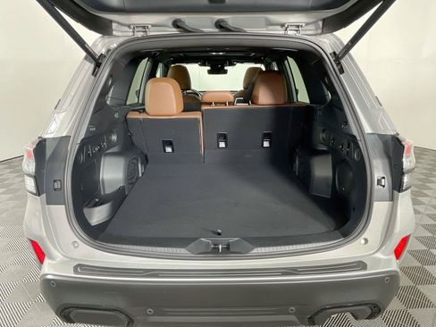 Used 2025 Subaru Forester Touring w/ Protection Package (1PH) AWD/4WD image 30
