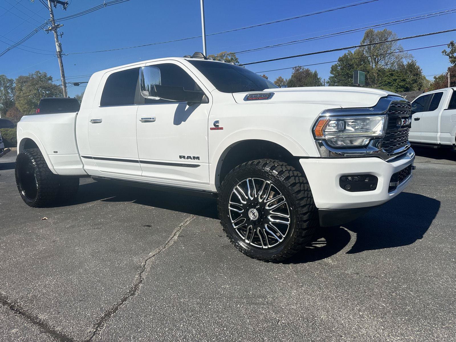 Used 2020 RAM 3500 Limited AWD/4WD image 22