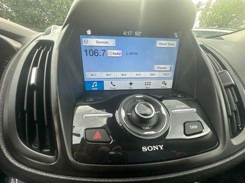 Used 2017 Ford Escape Titanium AWD/4WD image 15