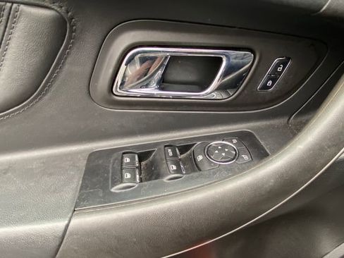 Used 2016 Ford Taurus SEL w/ Equipment Group 201A image 11