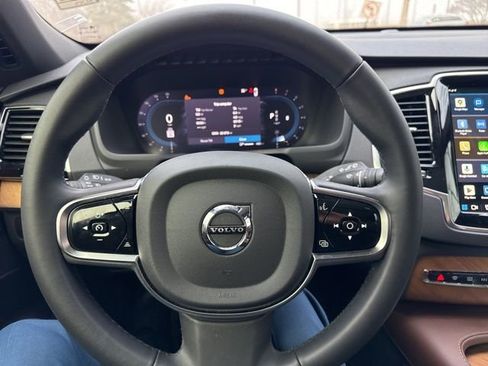 Used 2024 Volvo XC90 B6 Plus w/ Protection Package image 22