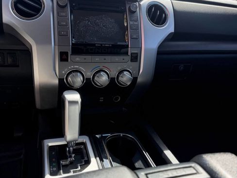 Used 2015 Toyota Tundra SR5 w/ SR5 Upgrade Package image 16