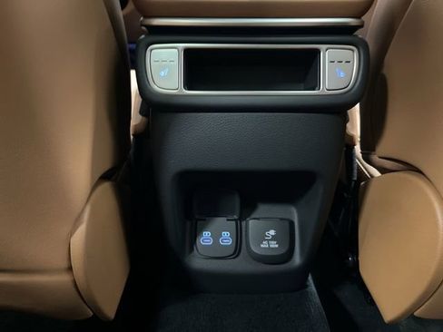 Used 2025 Genesis GV80 3.5T Advanced image 34