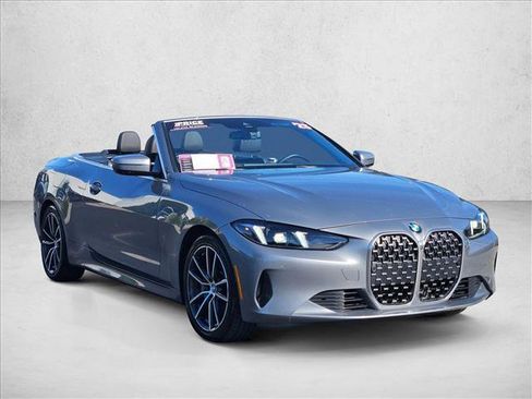 Used 2025 BMW 430i Convertible image 3