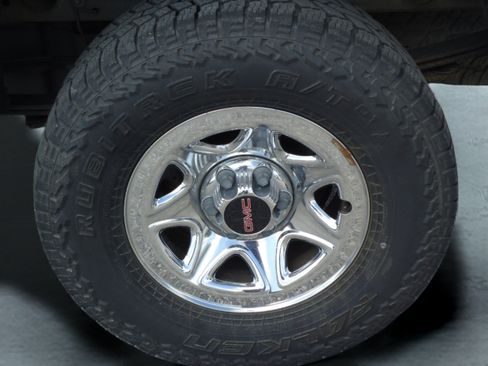 Used 2015 GMC Sierra 1500 4x4 Regular Cab w/ Sierra Convenience Package image 9