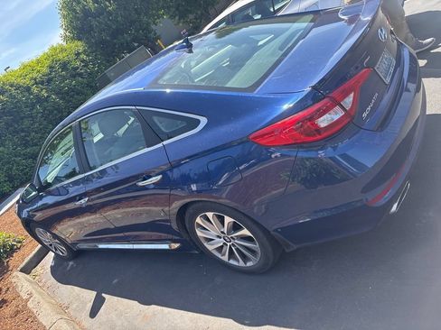 Used 2017 Hyundai Sonata Sport w/ Value Edition Package 02 FWD image 3