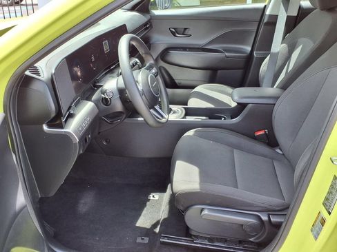 Used 2024 Hyundai Kona SE AWD/4WD image 18