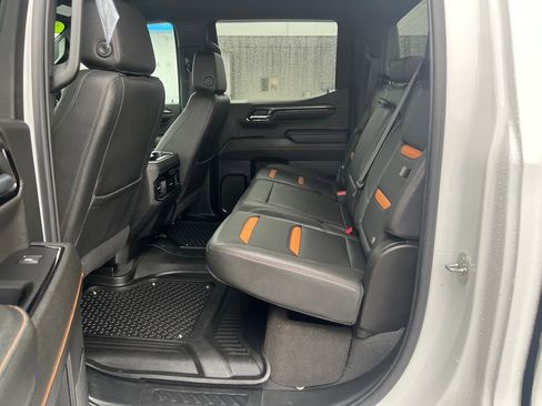 Used 2023 GMC Sierra 1500 AT4 image 21