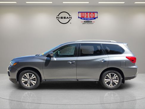 Used 2020 Nissan Pathfinder SL w/ Cargo Package AWD/4WD image 5