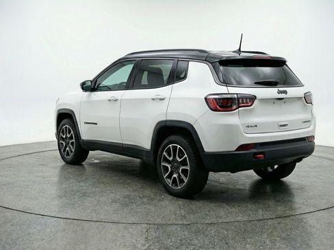 Used 2025 Jeep Compass Trailhawk w/ Trailer Tow Group image 6