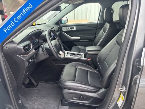 Certified 2024 Ford Explorer Limited w/ Equipment Group 301A AWD/4WD image 9