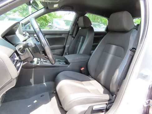 Certified 2024 Honda Civic Sport image 12