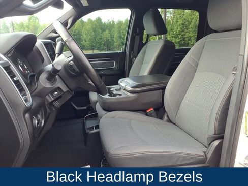 Used 2022 RAM 2500 Big Horn w/ Night Edition AWD/4WD image 18