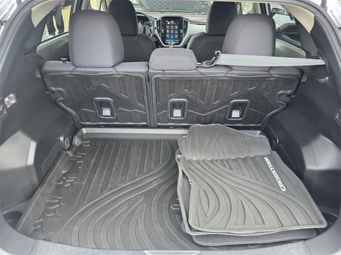 Used 2025 Subaru Crosstrek 2.0i Premium image 12