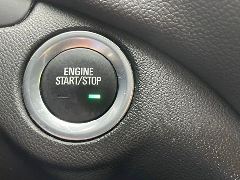 Certified 2023 Chevrolet Equinox LT AWD/4WD image 31