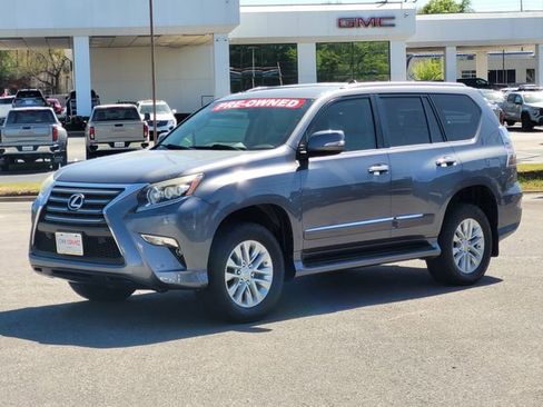 Used 2015 Lexus GX 460 w/ Premium Package AWD/4WD image 4