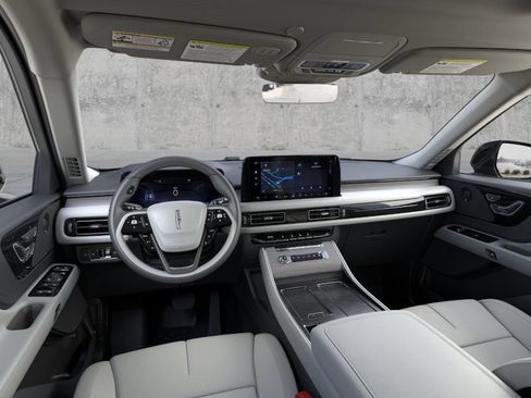 New 2026 Lincoln Aviator Reserve w/ Jet Appearance Package AWD/4WD image 9