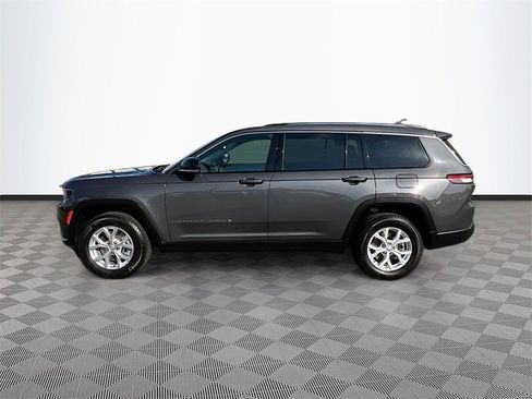 Used 2023 Jeep Grand Cherokee L Limited image 4