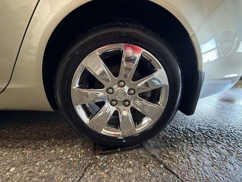 Used 2015 Buick Regal Premium w/ Experience Buick Package image 10