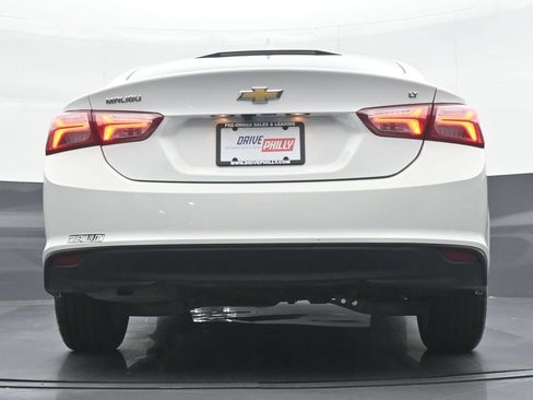 Used 2022 Chevrolet Malibu LT FWD image 29