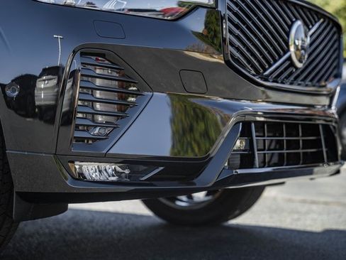 New 2026 Volvo XC60 B5 Plus w/ Protection Package Premier image 12