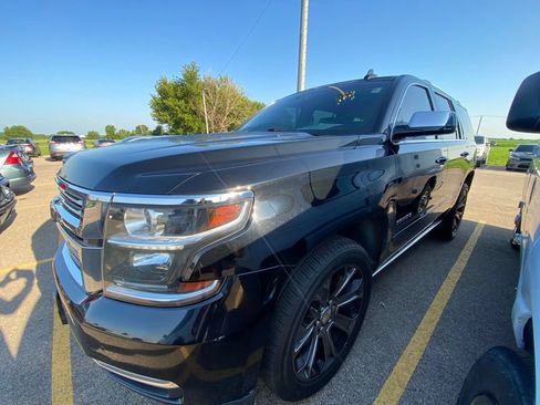 Used 2016 Chevrolet Tahoe LTZ AWD/4WD image 13