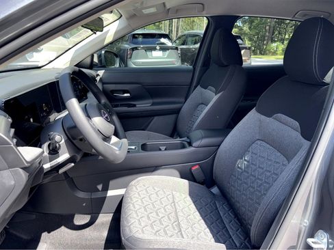 New 2026 Nissan Kicks SV image 19