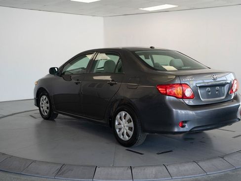 Used 2009 Toyota Corolla FWD image 5