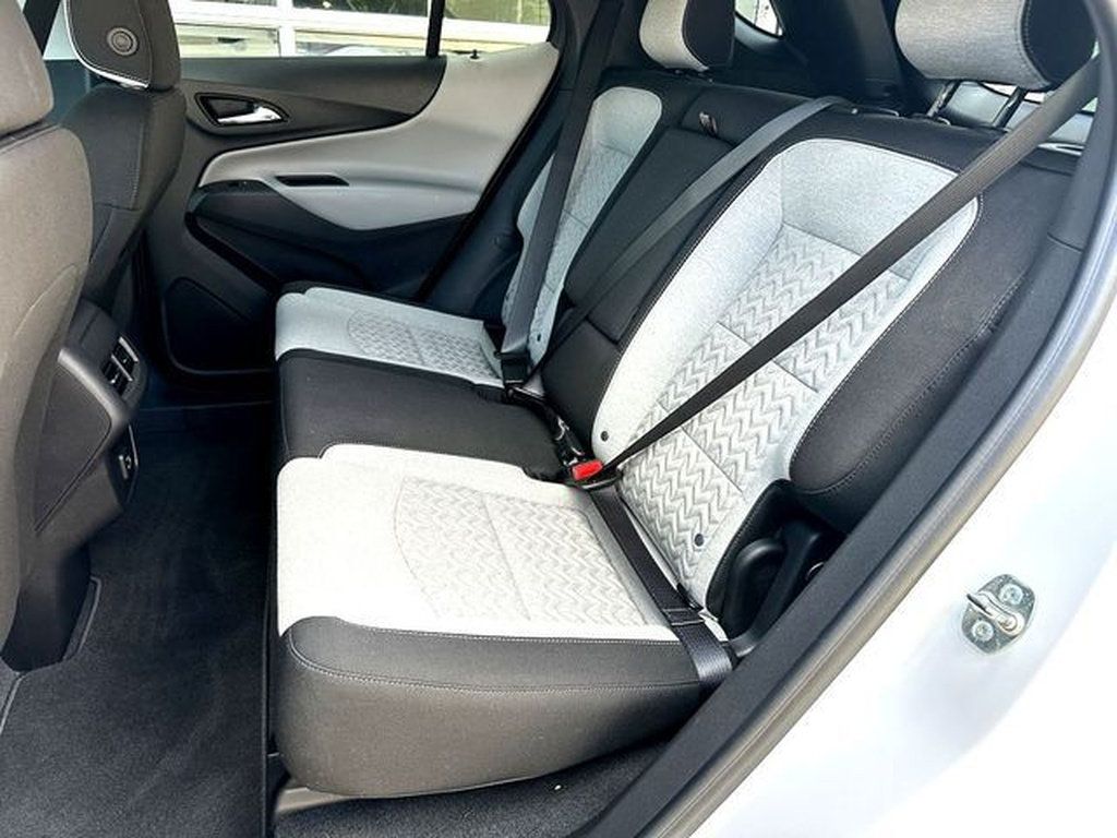 Used 2024 Chevrolet Equinox LS w/ LS Convenience Package FWD image 18