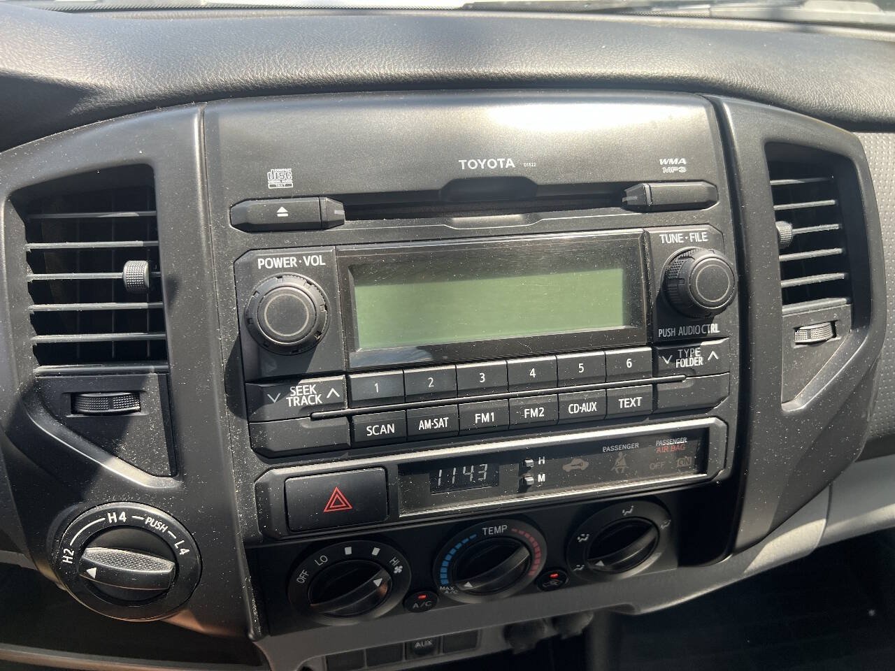 Used 2012 Toyota Tacoma 4x4 Regular Cab image 18