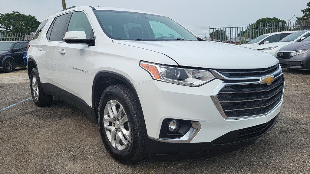 Used 2018 Chevrolet Traverse LT AWD/4WD image 3