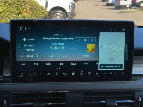 New 2026 Lincoln Corsair Premiere image 20