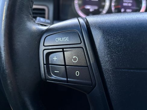 Used 2011 Volvo XC70 3.2 image 17