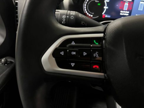 Used 2024 RAM ProMaster 3500 w/ Delivery Van Package image 14