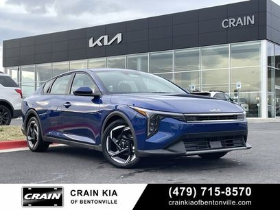 New 2025 Kia K4 EX