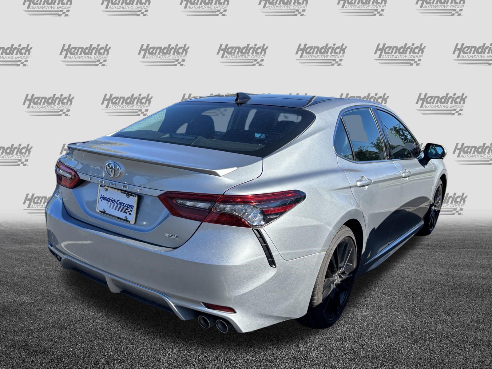 Used 2021 Toyota Camry XSE FWD image 10